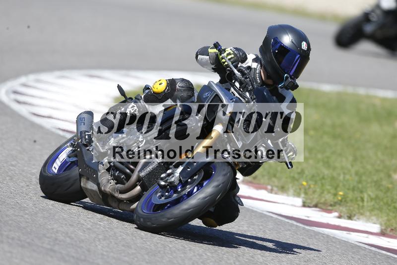 /Archiv-2025/48 25.08.2025 Cornu Master School ADR/gruen-vert/91